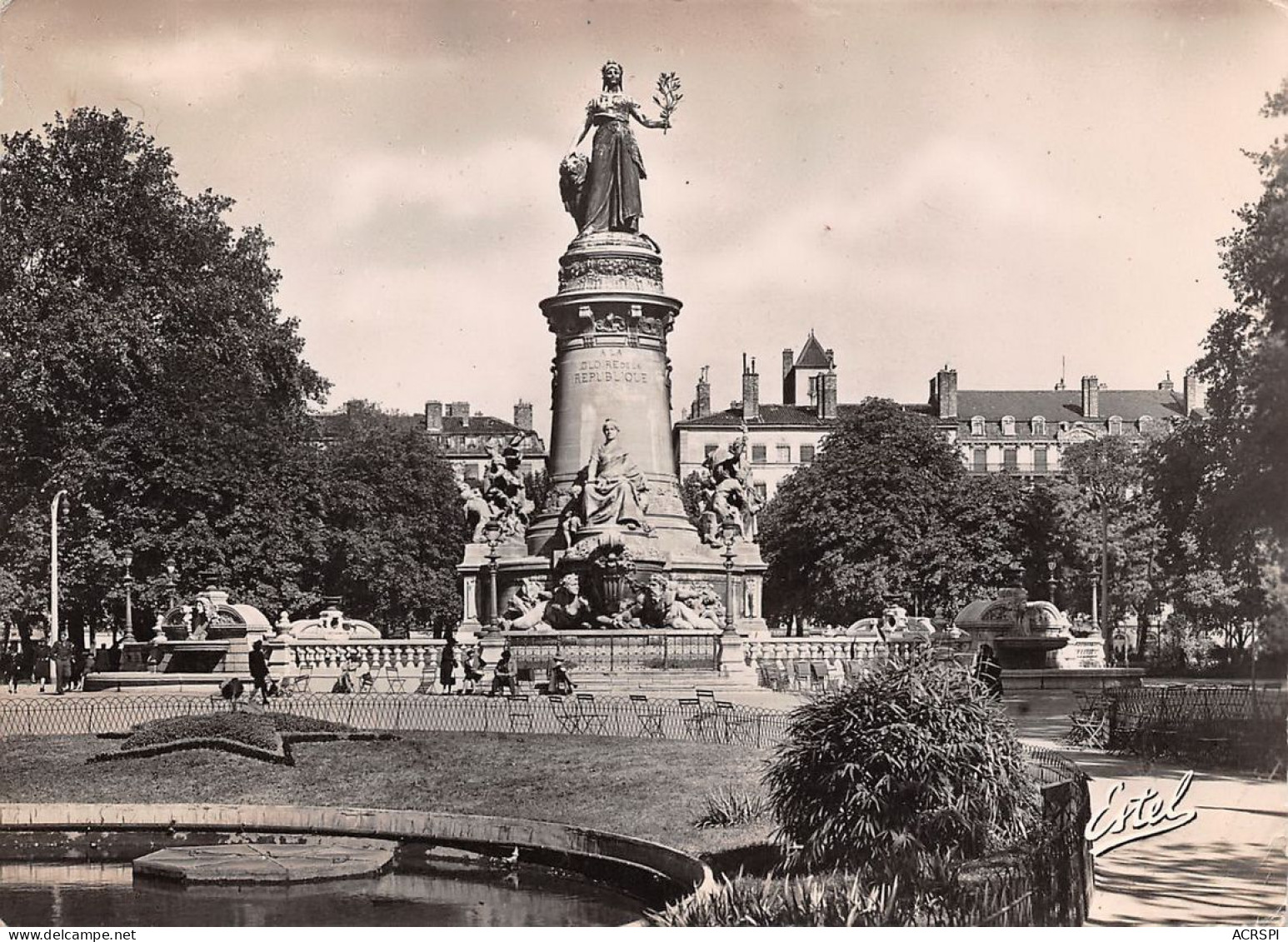 LYON  La Place Carnot  36 (scan Recto Verso)KEVREN0686 - Lyon 2