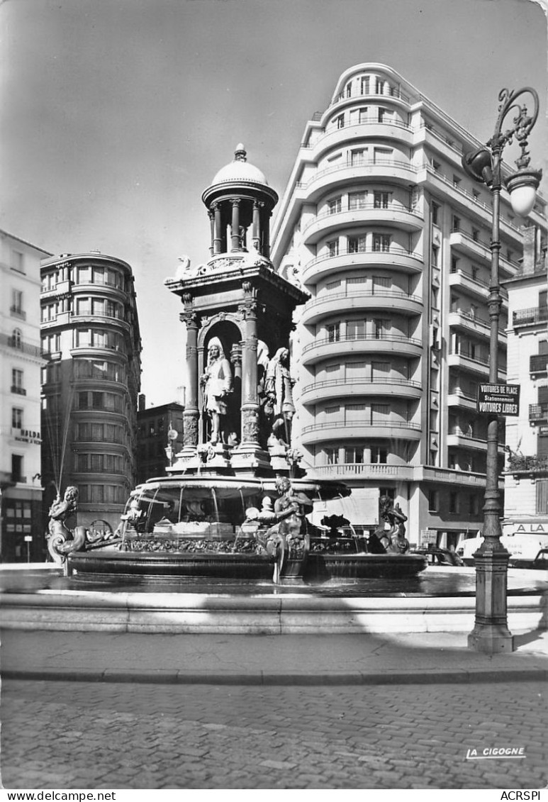 LYON Place Et Fontaine Des Jacobins   46 (scan Recto Verso)KEVREN0686 - Lyon 2