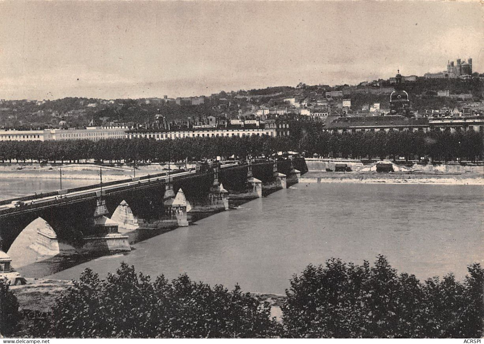LYON  Pont De La Guillotine  2 (scan Recto Verso)KEVREN0685 - Lyon 2