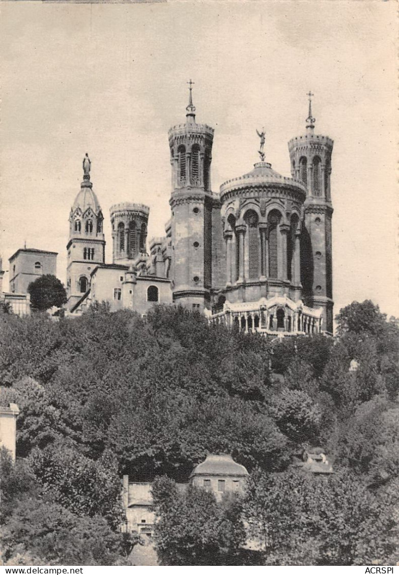 LYON  Notre Dame De Fourvière Ancienne Citadelle Et Basilique  31 (scan Recto Verso)KEVREN0684 - Lyon 5