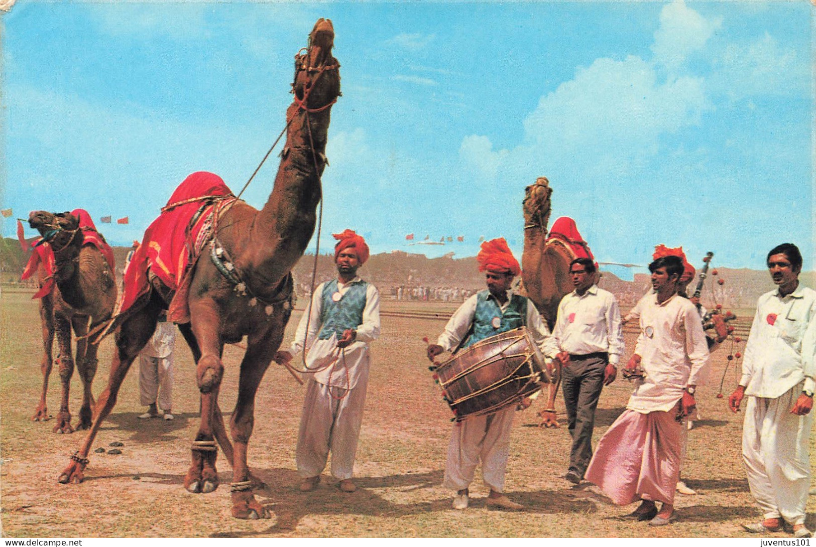 CPSM PAKISTAN PENJAB LAHORE - Dancing Camel - Danse Des Dromadaires-Timbre         L2842 - Pakistan