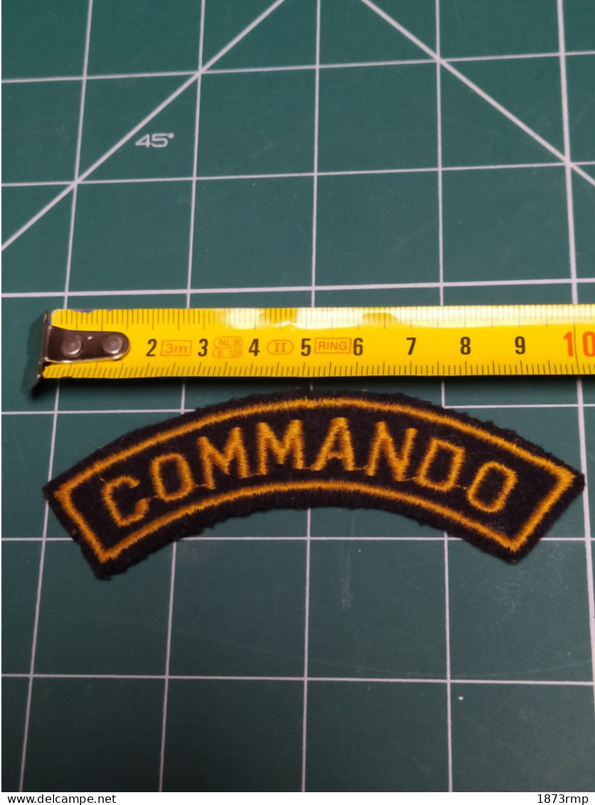 COMMANDO, BANANE PATCH D'EPAULE, PERIODE ALGERIE POSSIBLE - Patches