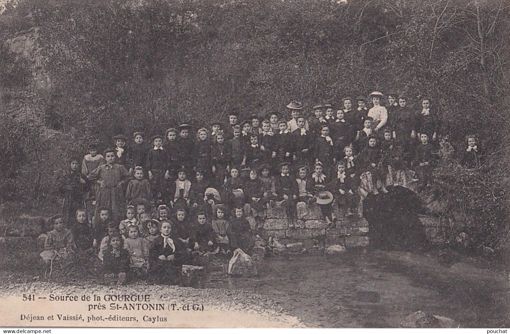 82) SAINT ANTONIN (TARN ET GARONNE) SOURCE GOURGUE - ( 2 SCANS ) - Saint Antonin Noble Val