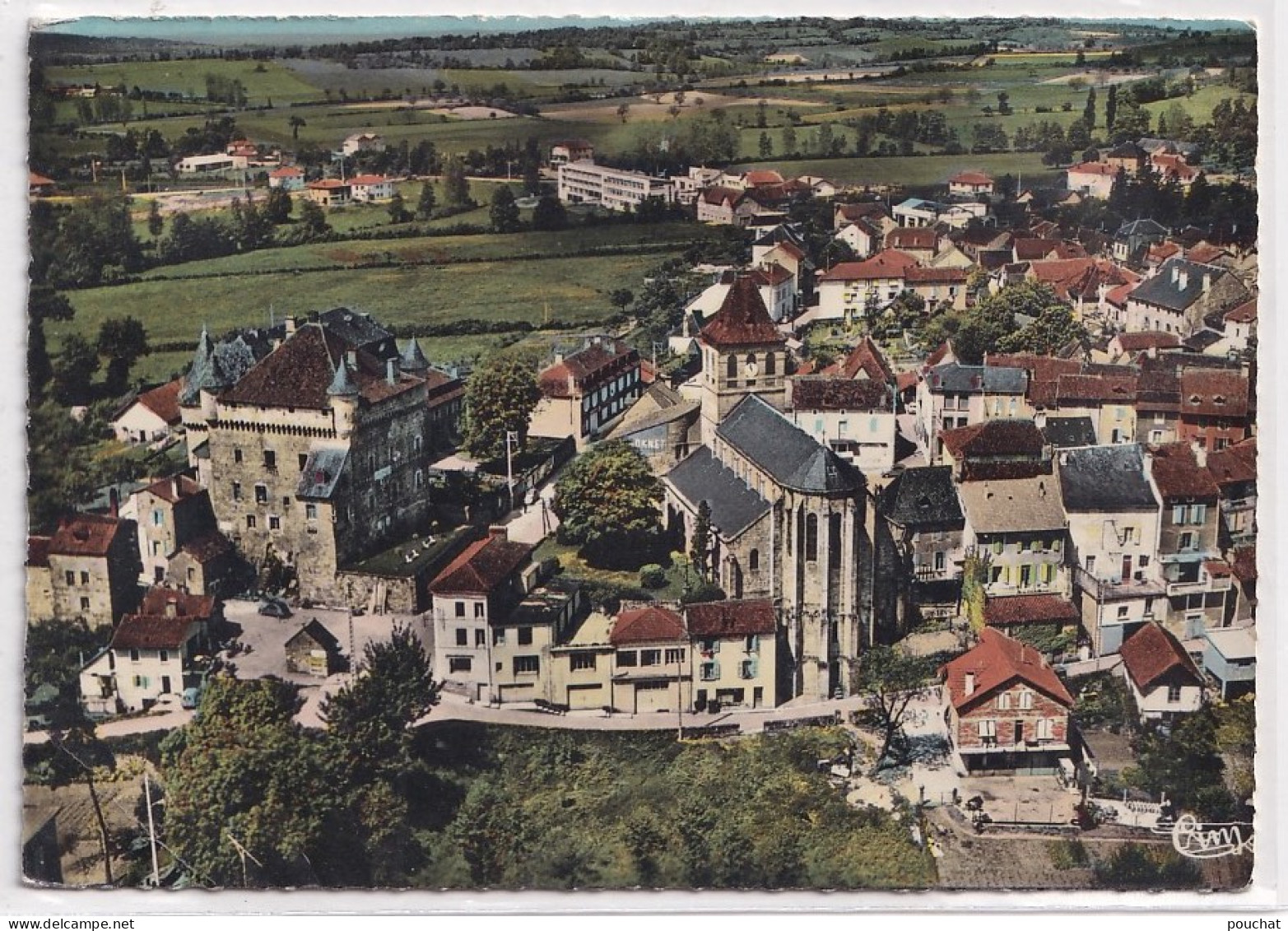 46) LACAPELLE - MARIVAL (LOT) VUE GENERALE AERIENNE - CHATEAU - EGLISE - COLLEGE TECHNIQUE -( 1963 - 2 SCANS ) - Lacapelle Marival