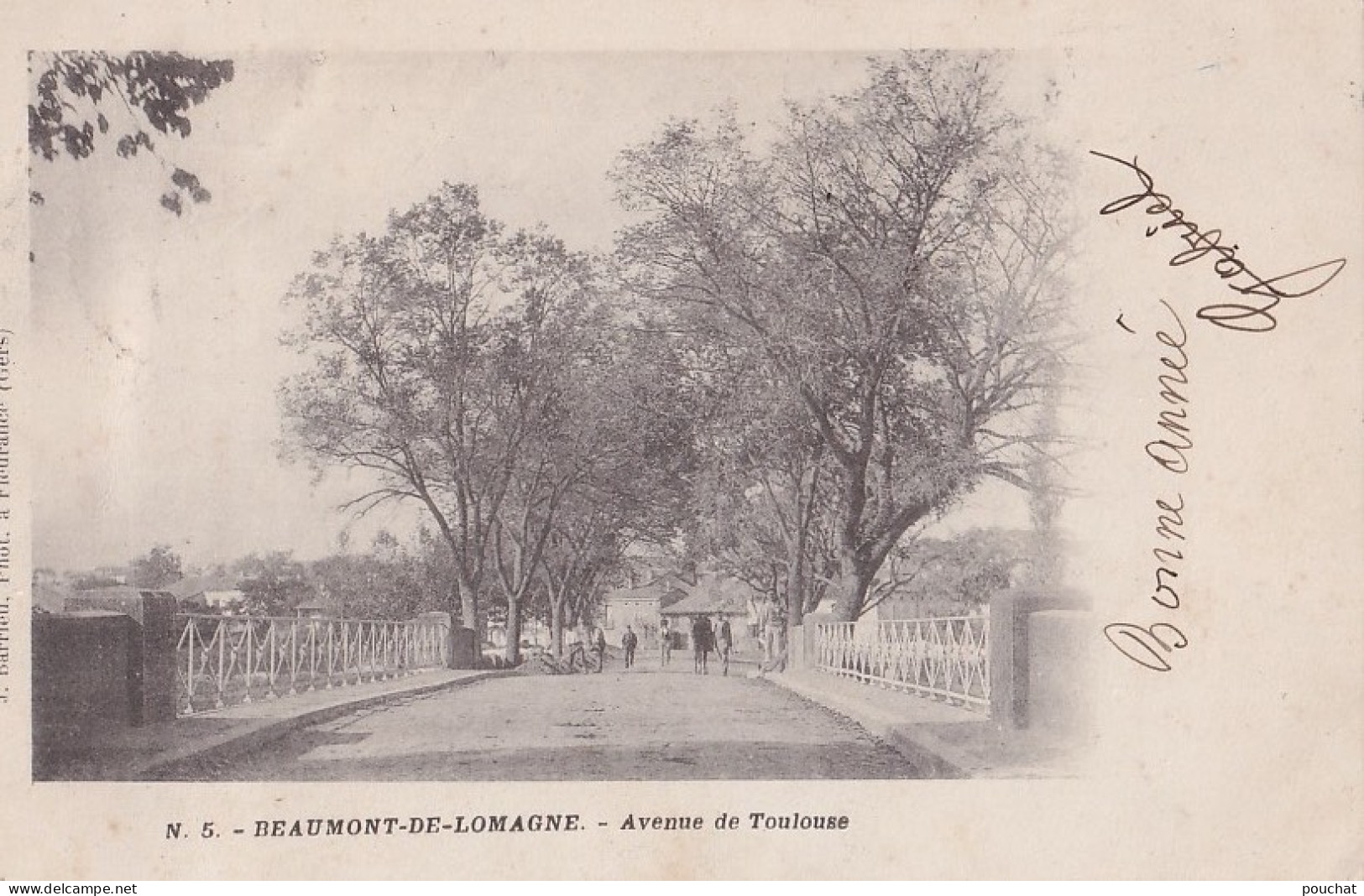 S11-82) BEAUMONT DE LOMAGNE - AVENUE DE TOULOUSE  - ( ANIMEE - HABITANTS - 1902 -  2 SCANS ) - Beaumont De Lomagne