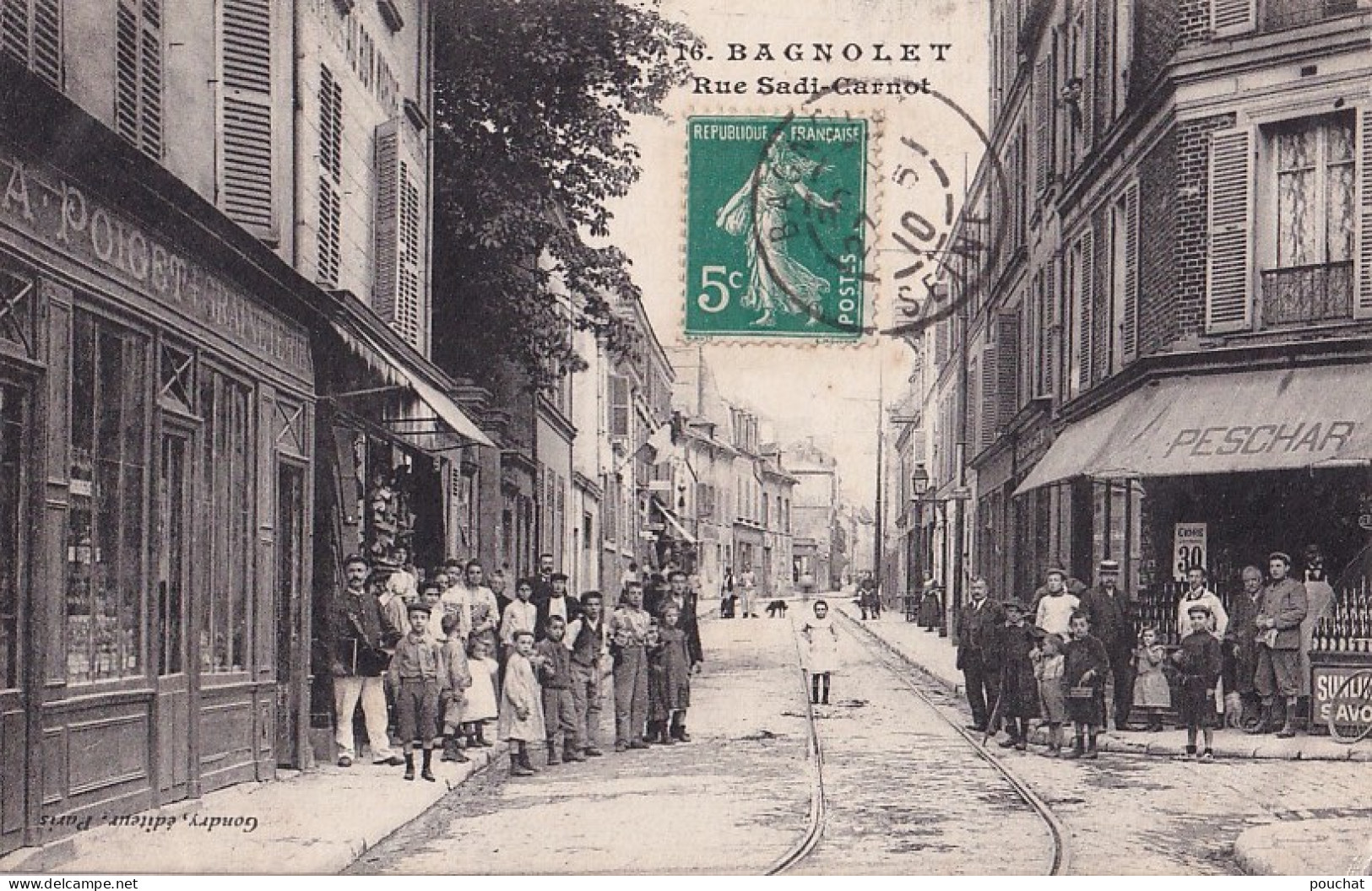 F10-93) BAGNOLET - RUE SADI CARNOT - (  BELLE ANIMATION - HABITANTS AVEC LA PRESENCE DU FACTEUR ) - Bagnolet