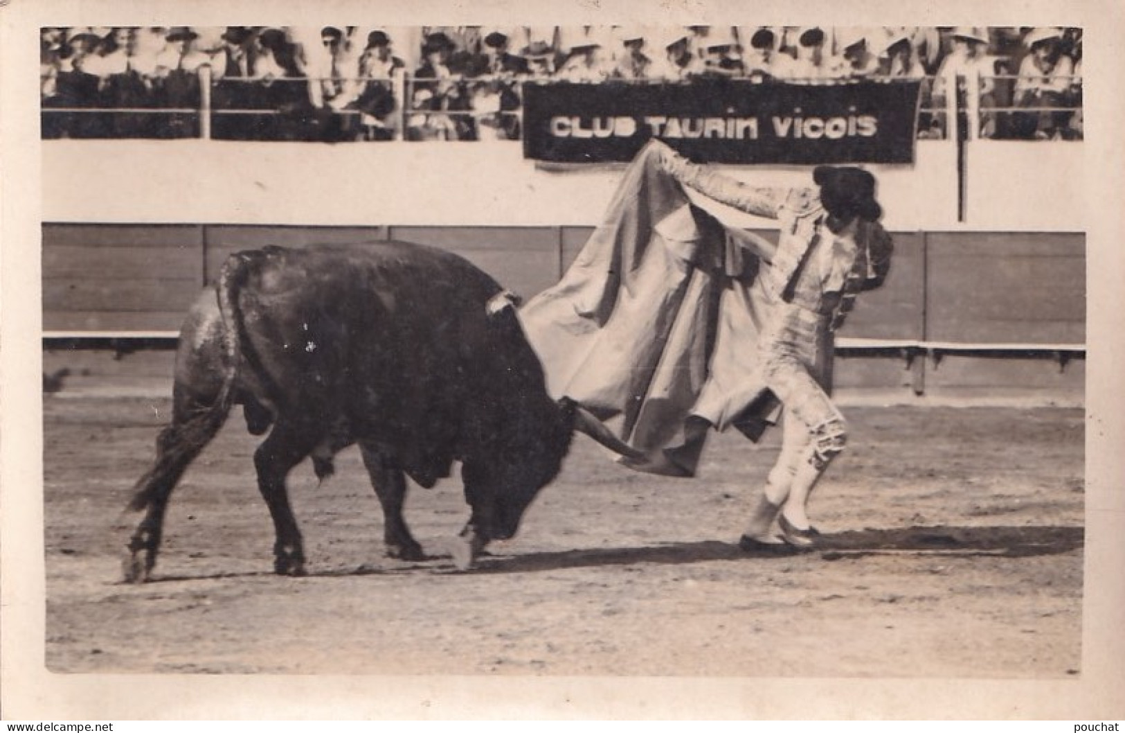 CASTELJALOUX - CARTE PHOTO R. LARREY- REPORTAGES BIOU Y TOROS - REVUE TAURINE - LES ARENES - CORRIDA - N°2 - (2 SCANS) - Casteljaloux