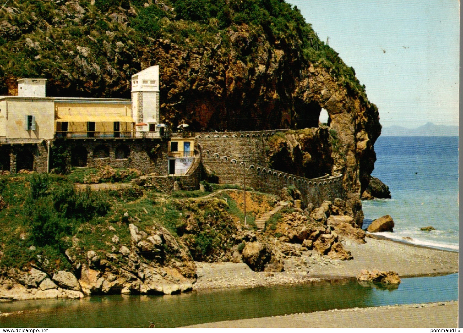 CPM Algérie Hôtel De La Grotte Merveilleuse - Hotels & Restaurants