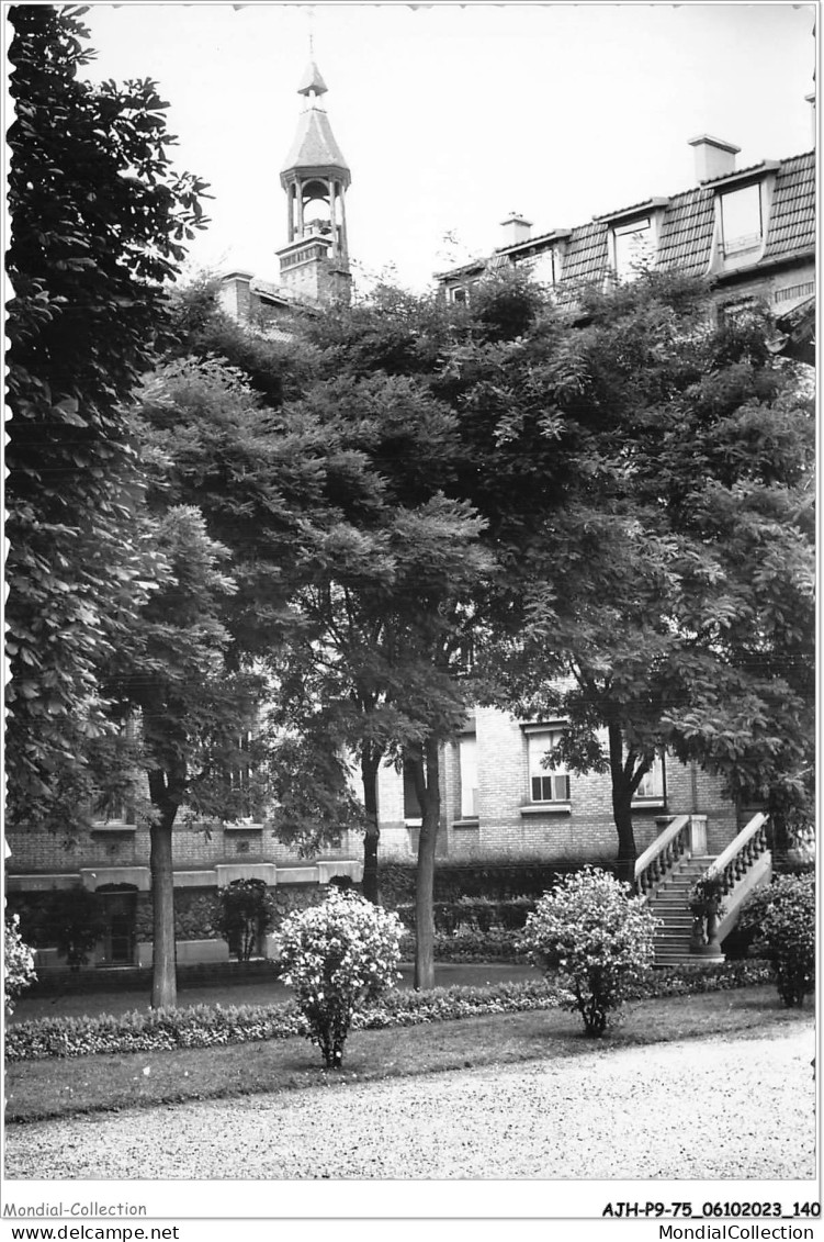 AJHP9-75-0751 - Hôpital Et Asile De Notre-dame-de-bon-secours - Cour D'honneur - Gesundheit, Krankenhäuser