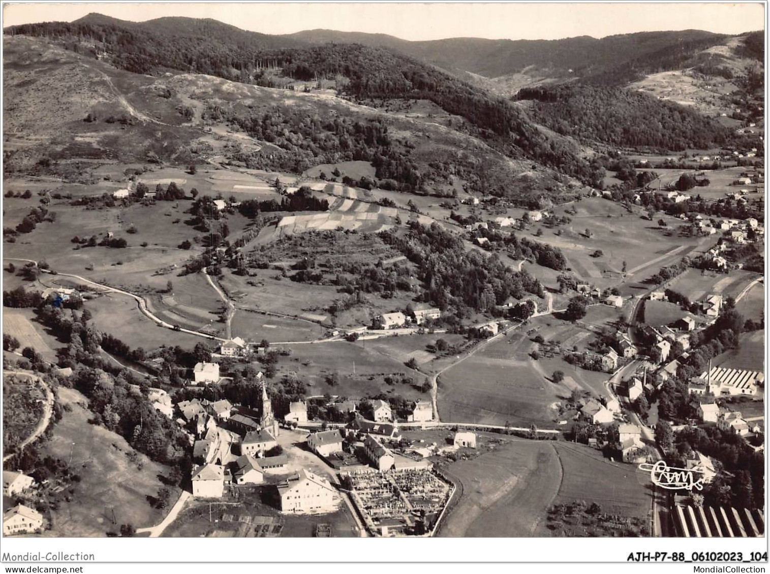 AJHP7-88-0567 - FRESSE-S-MOSELLE - Vue Panoramique Aérienne - Fresse Sur Moselle