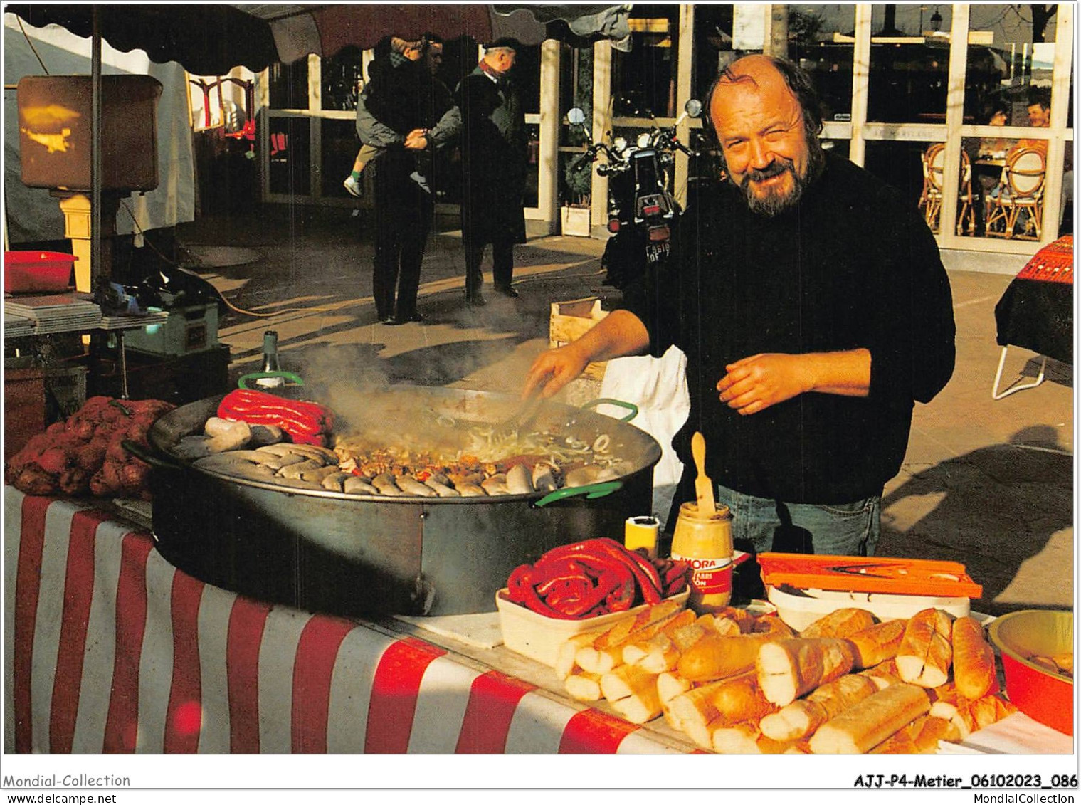 AJJP4-0347 - METIER - LE BARBU - MARCHAND D'ANDOUILLETTES ET DE SAUCISSES - FOIRE DE LA SAINT-NICOLAS - BLOIS  - Vendedores Ambulantes