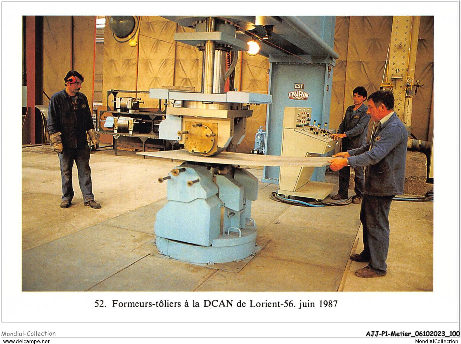 AJJP1-0051 - METIER - FORMEURS-TOLIERS A LA DCAN DE LORIENT  - Industrial