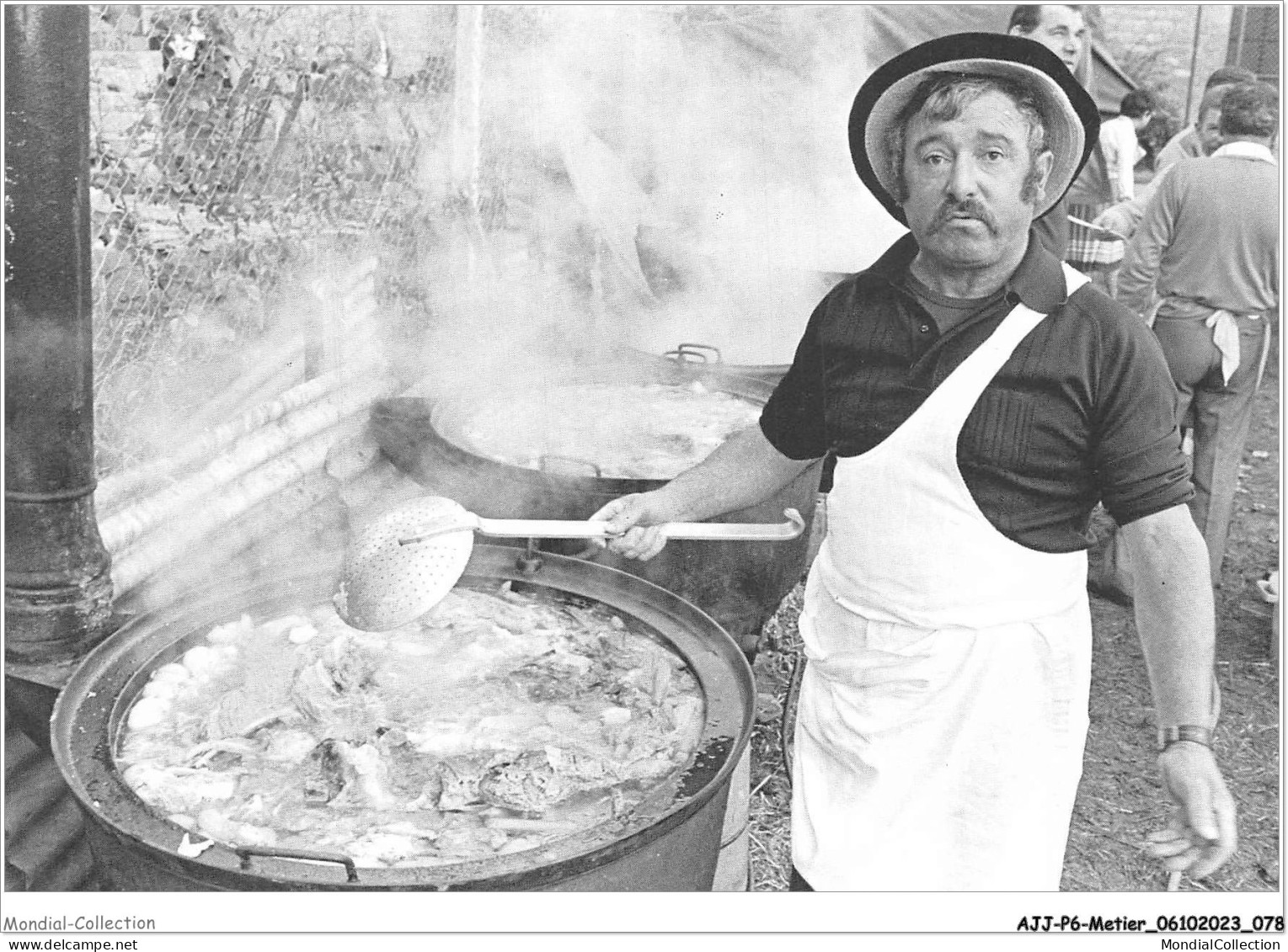 AJJP6-0546 - METIER - PLUMELIAU - PARDON DE SAINT NICODEME - REPAS CAMPAGNARD - LA POTEE  - Bauern