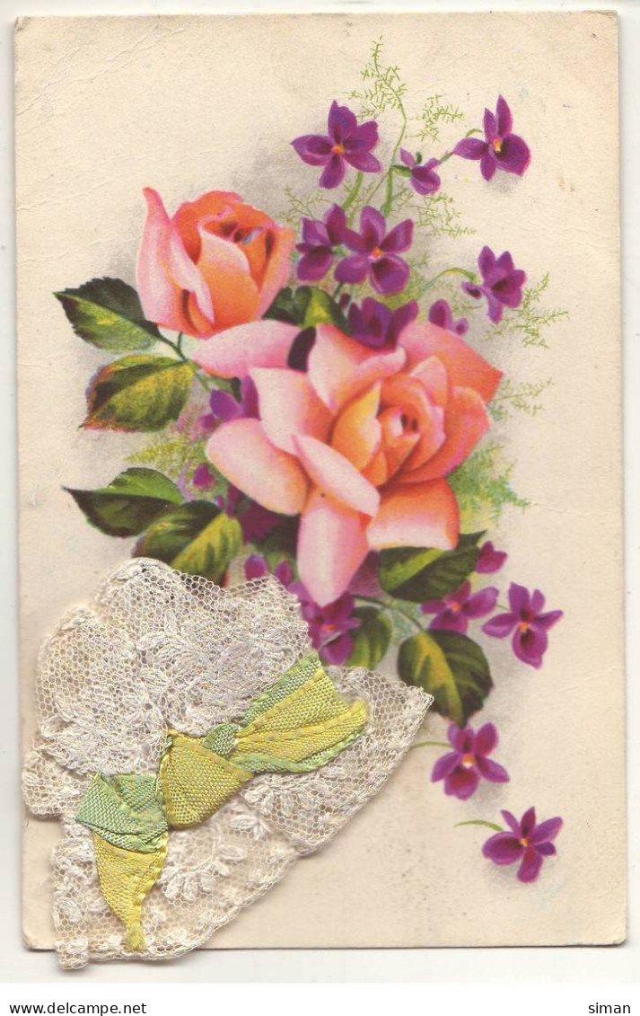 N°19254 - Un Bonnet En Dentelle - Roses Et Violettes - Sint Catharina