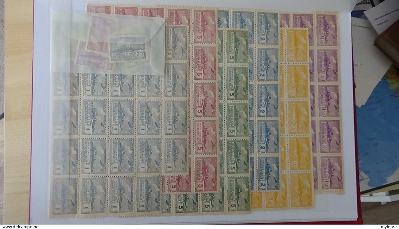 BF6 Bel Ensemble De Timbres Et Blocs ** De Divers Pays Dont URUGUAY (voir Commentaires)  A Saisir !!! - Verzamelingen (in Albums)