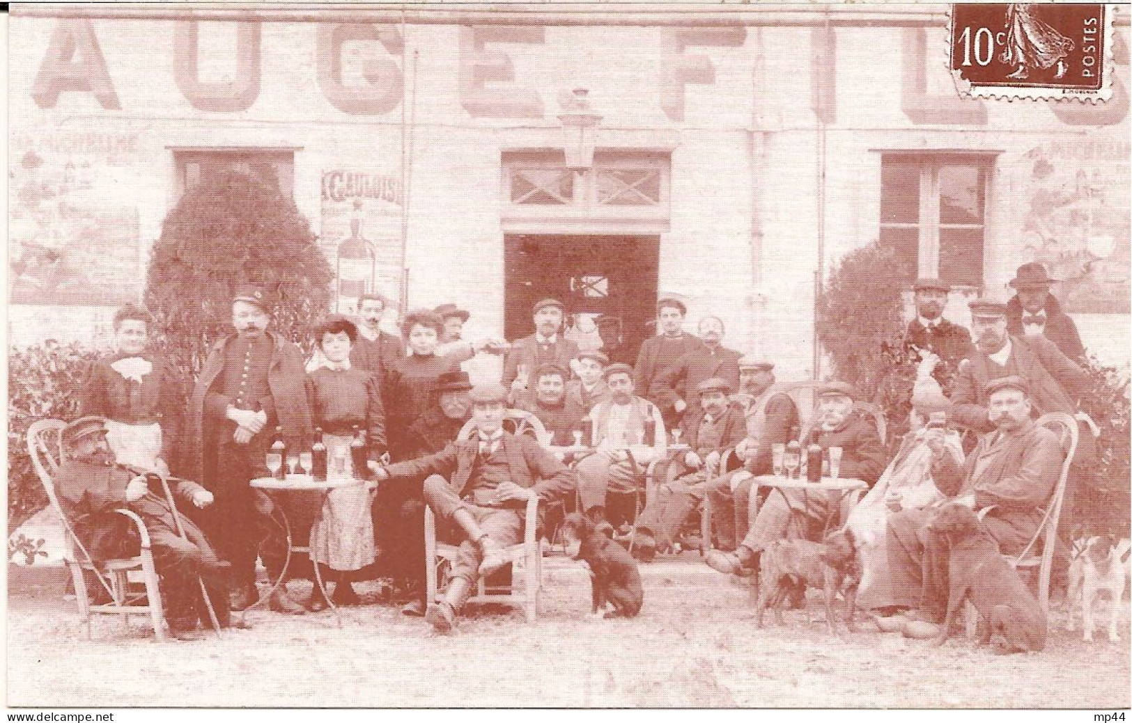 1L8 --- Reproduction 82 MONTECH Place Lafargue Café Augé 1908 - Montech