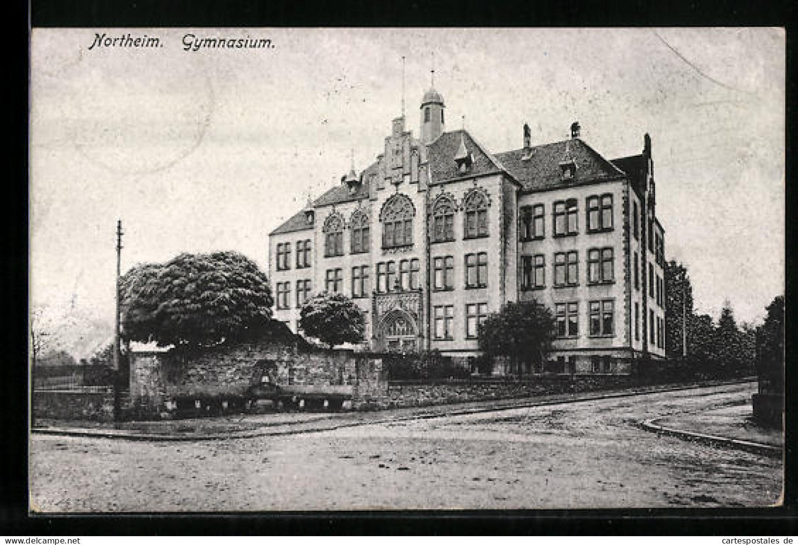 AK Northeim, Strassenpartie Mit Gymnasium  - Northeim