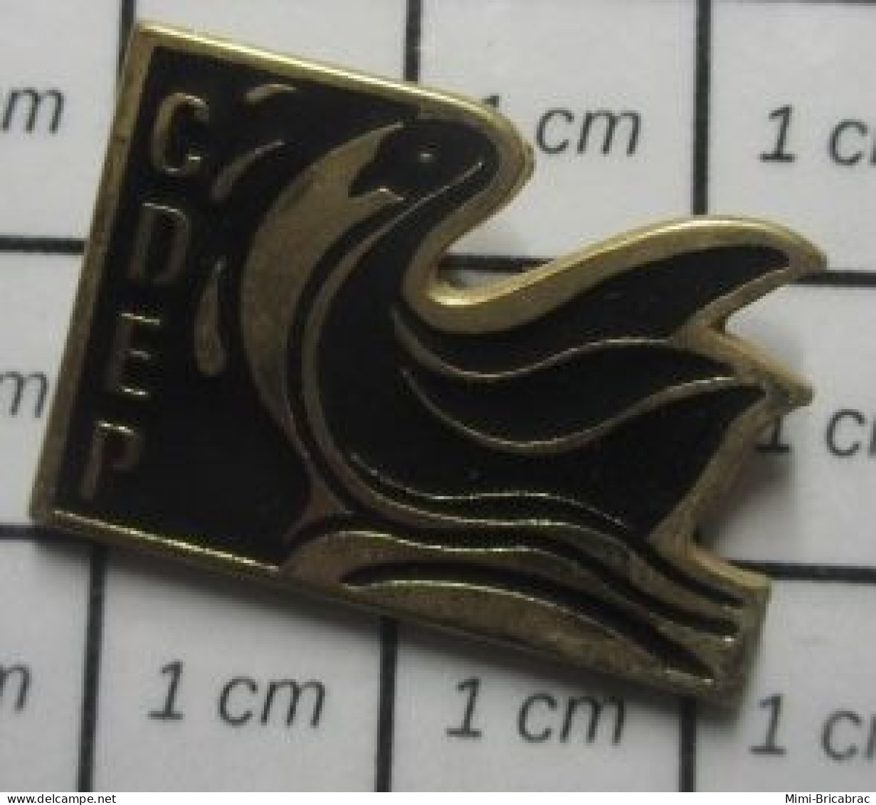 414C Pin's Pins / Beau Et Rare : MARQUES / CDEP Qui Signifie ??? - Marques