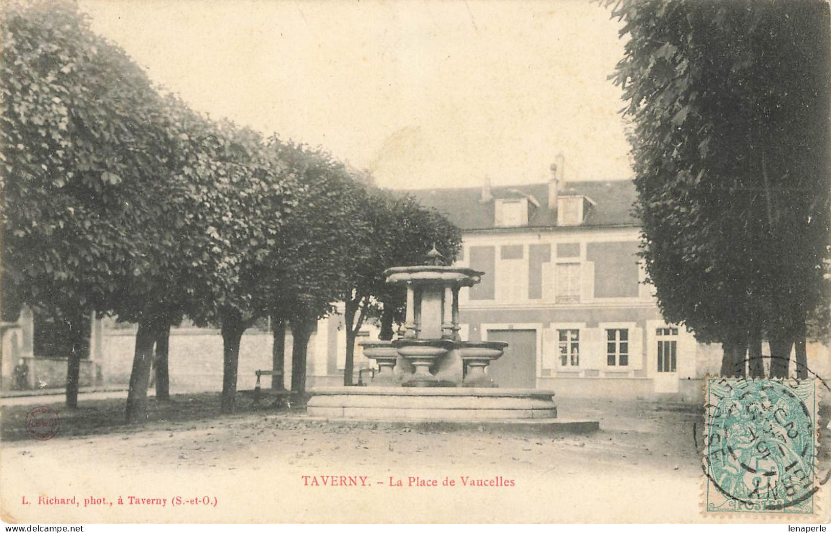 D5539 Taverny La Place De Vaucelles - Taverny