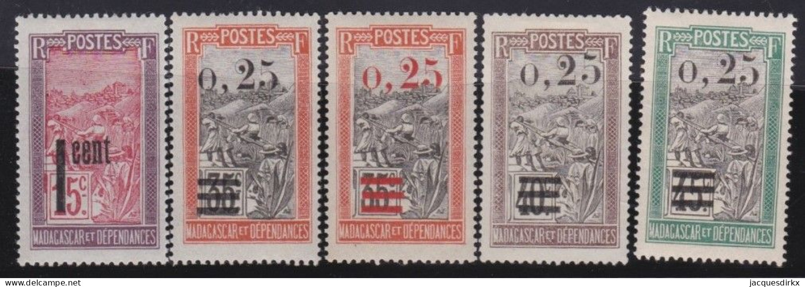 Madagascar   .  Y&T   .    125/128     .      *    .      Neuf Avec Gomme - Unused Stamps