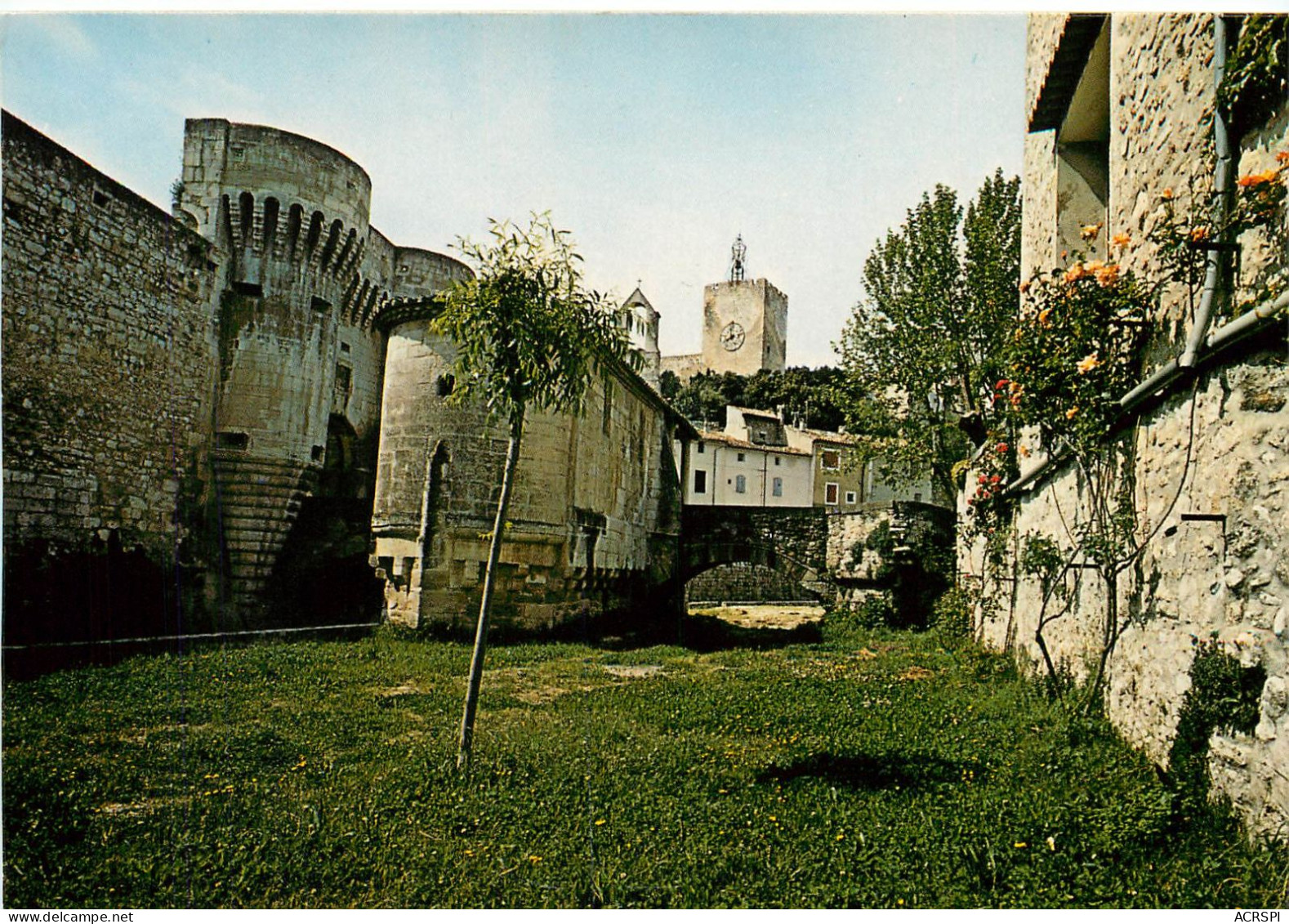  VAUCLUSE PERNES LES FONTAINES DAME ET SON VIEUX DONJON DE L'ANCIEN CHATEAU  (scan Recto-verso) KEVREN0516 - Pernes Les Fontaines