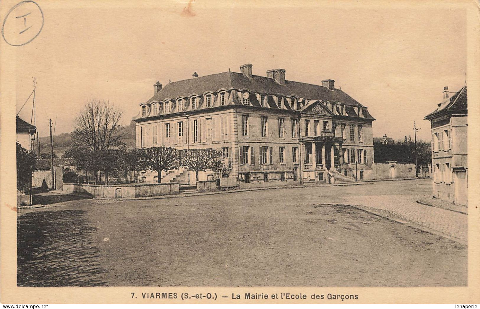 D5585 Viarmes La Mairie Et L'école - Viarmes