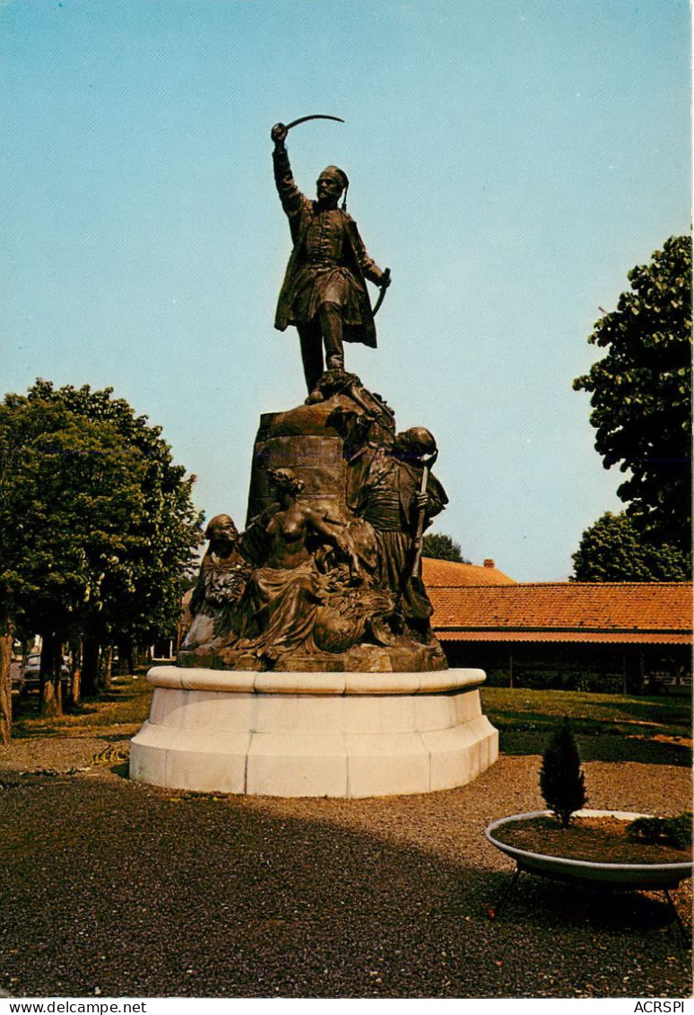 LOIRE ATLANTIQUE SAIN T PHILBERT DE GRAND LIEU STATUE DU GENERAL LAMORICIERE (scan Recto-verso) KEVREN0566 - Saint-Philbert-de-Grand-Lieu