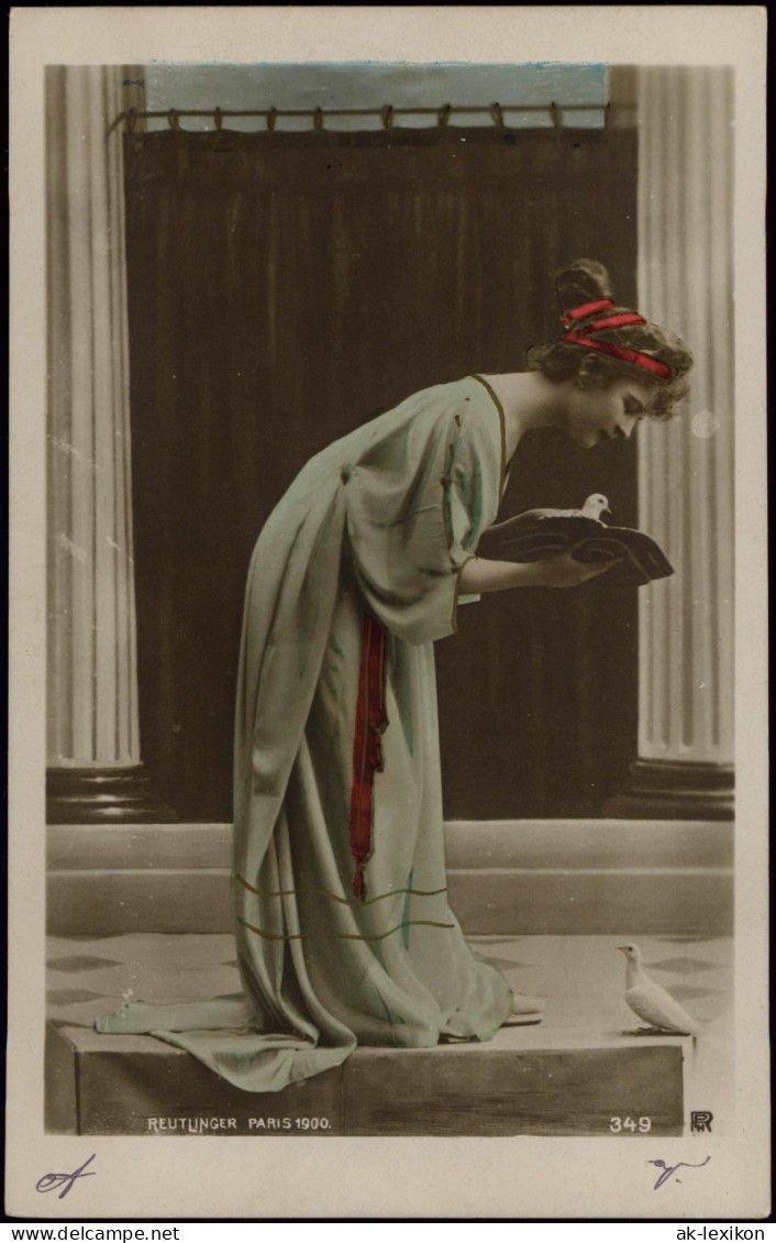 Ansichtskarte  Frühe Fotokunst Fotomontage (Koloriert) Frau Mit Tauben 1900 - Non Classés
