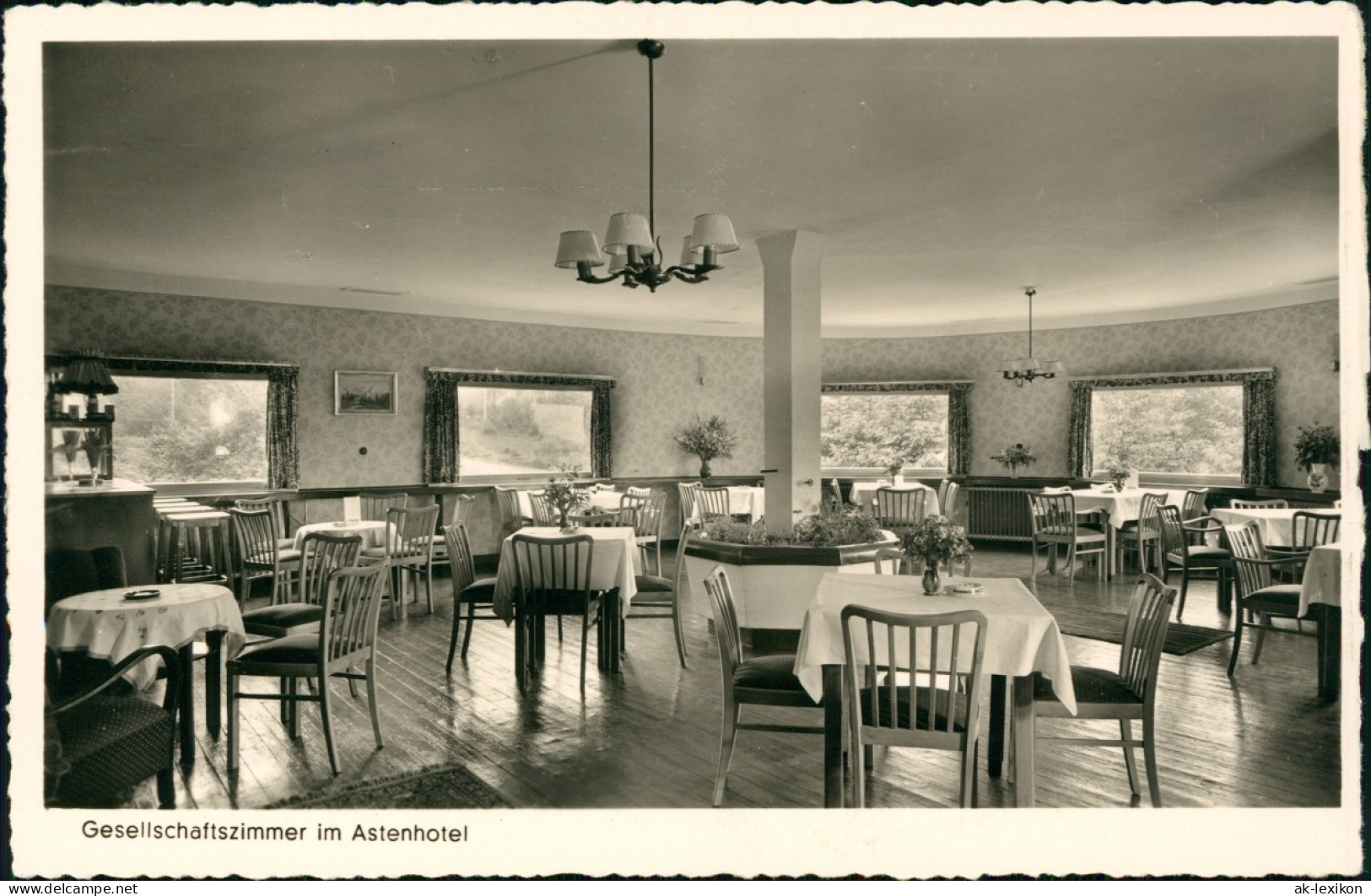 Ansichtskarte Winterberg Kahler Asten, Restaurant - Innen 1954 - Winterberg