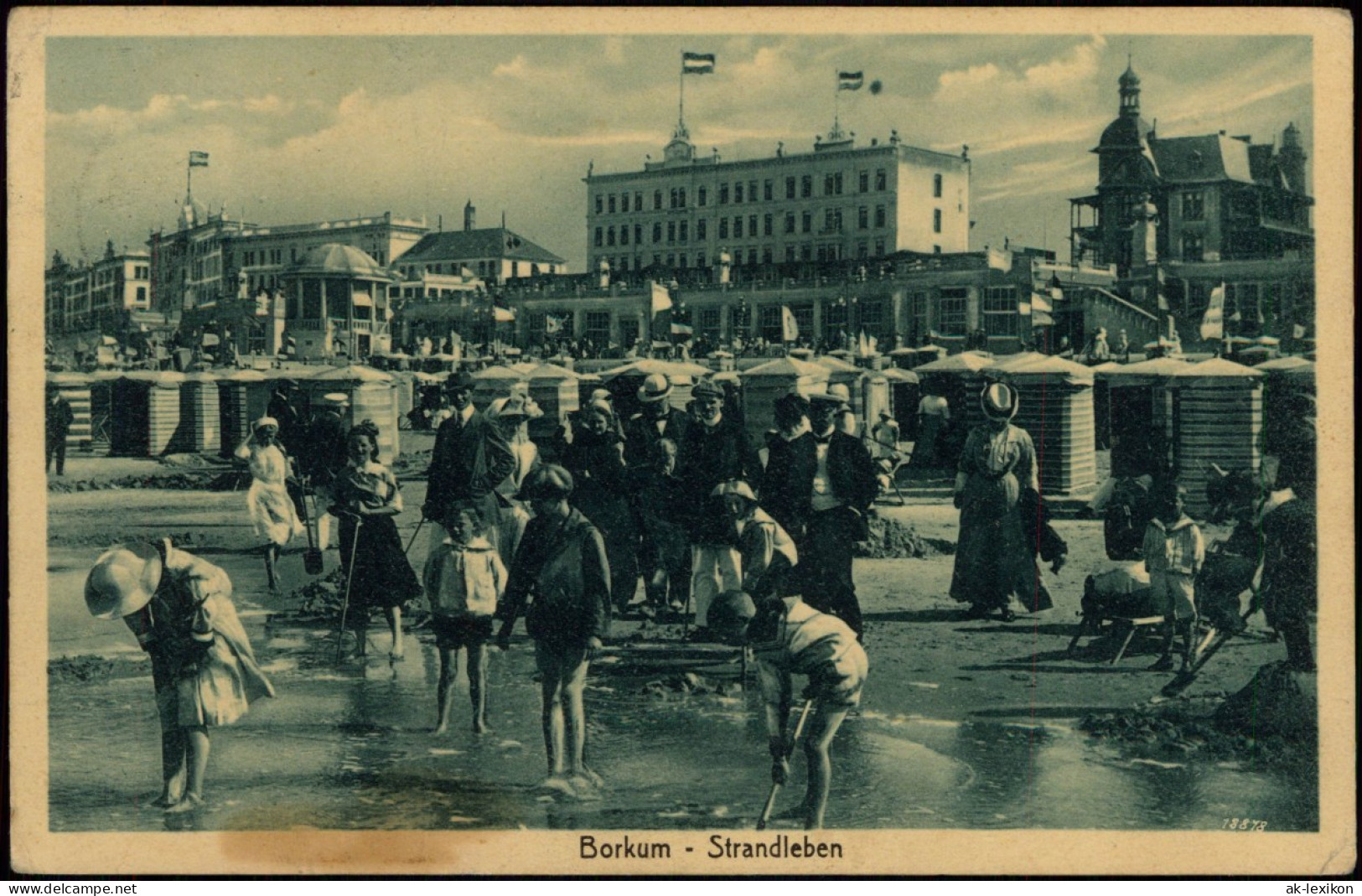 Ansichtskarte Borkum Strandleben Belebte Strand Partie Mit Hotels 1912 - Borkum
