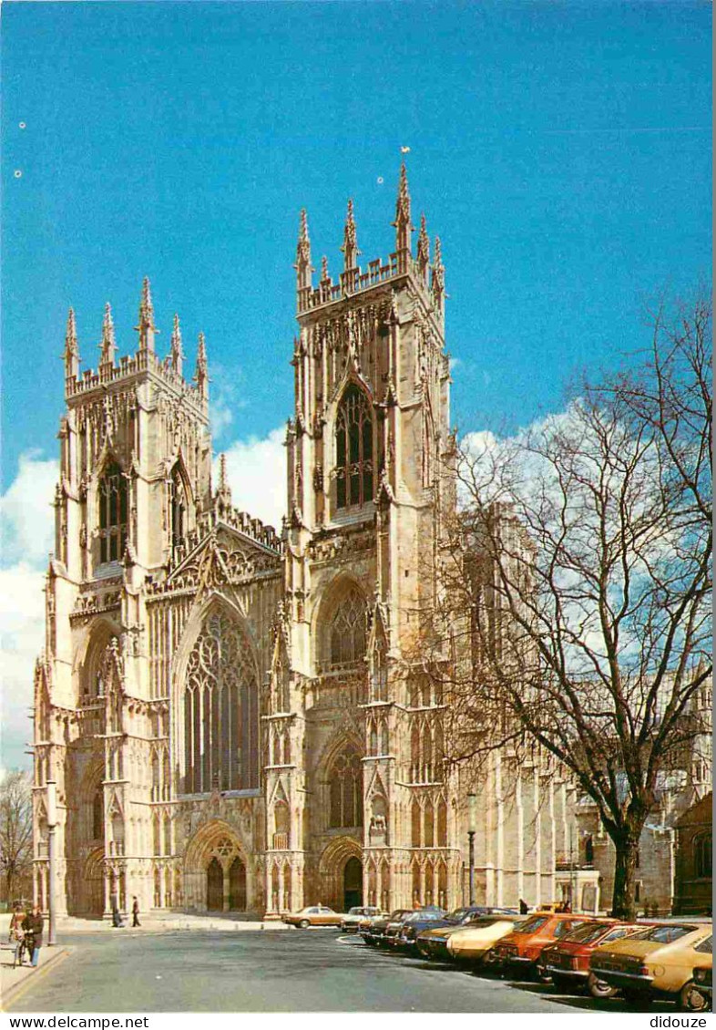 Angleterre - York - York Minster - Cathedral - Cathédrale - The West Front - Yorkshire - England - Royaume Uni - UK - Un - York