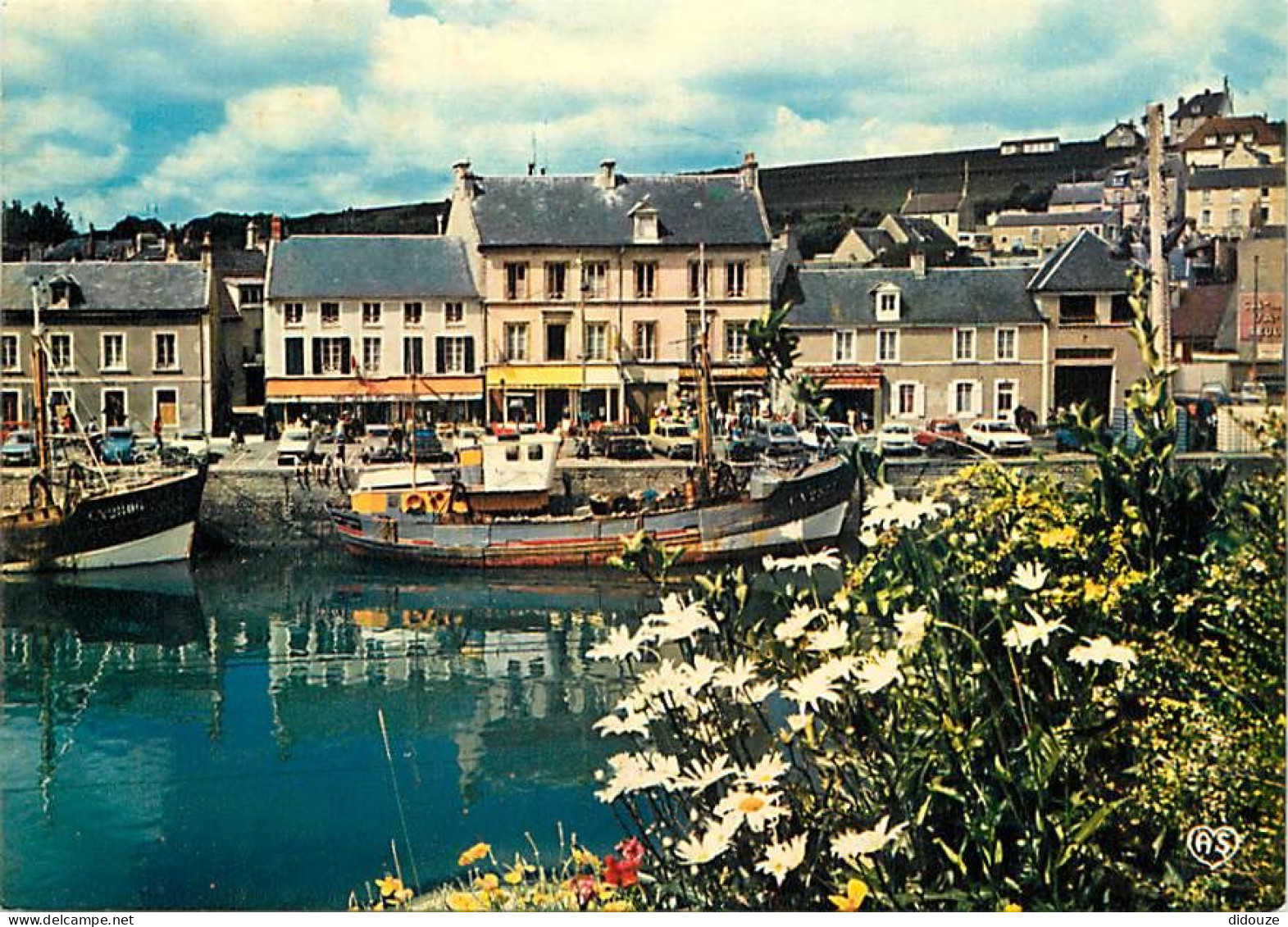 14 - Port En Bessin - Echappée Vers Le Port - Bateaux - Carte Neuve - CPM - Voir Scans Recto-Verso - Port-en-Bessin-Huppain