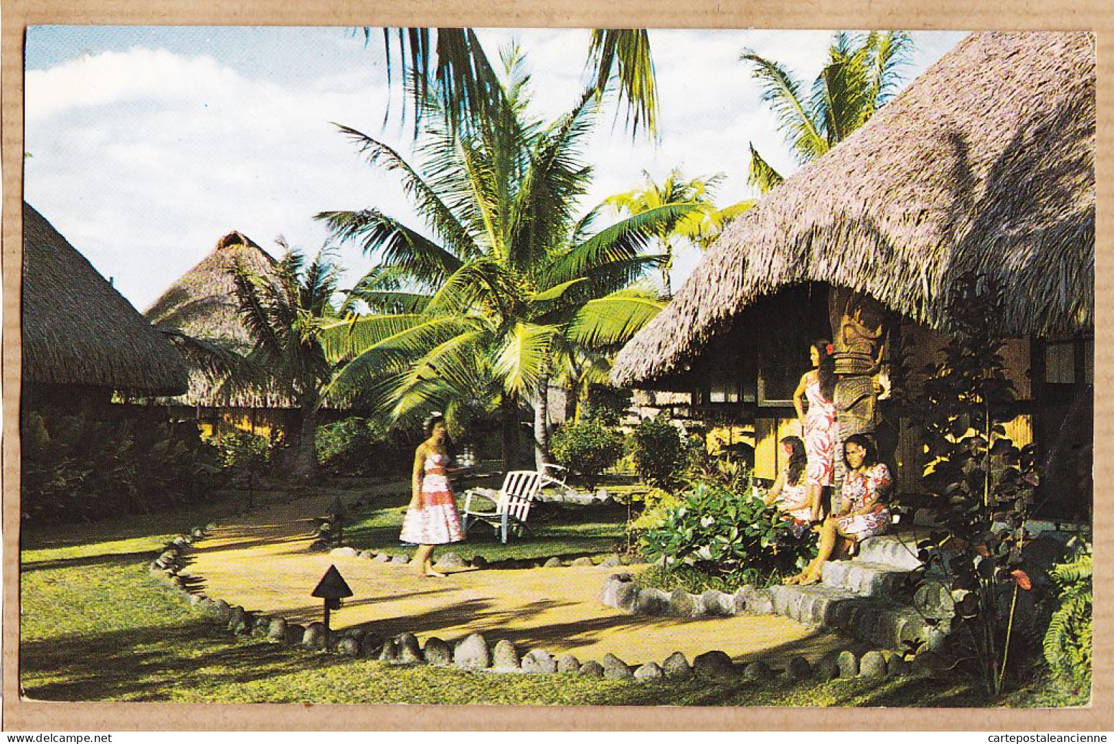 14930 /⭐ Hotel TAHITI Un Des Plus Connus Cases Tahitiennes 1969  à MUENIER Rue Grande Fontainebleau -Photo SOUNAM - Tahiti