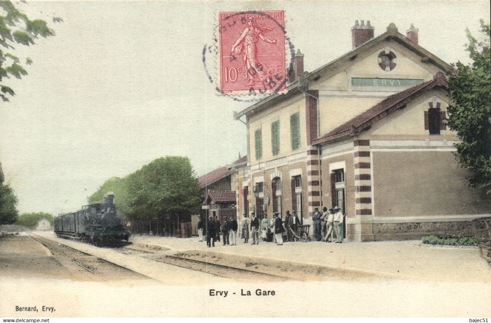Ervy -La Gare -  Train En Gare "animés" - Ervy-le-Chatel