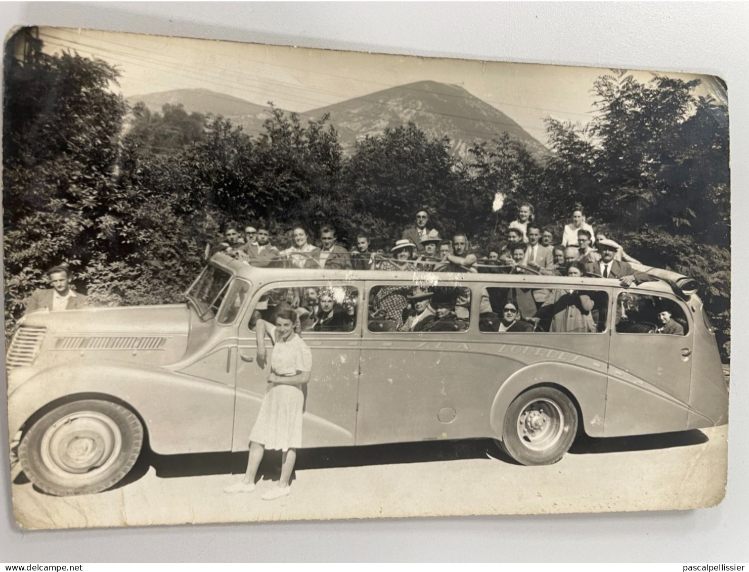 CPA - 65 - Carte Photo - Touristes Dans Une Voiture Lourdes Ou Gavarnie - SLA Lourdes - Lourdes