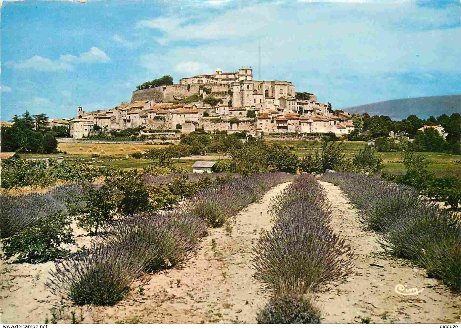 26 - Grignan - Vue Générale - CPM - Voir Scans Recto-Verso - Grignan