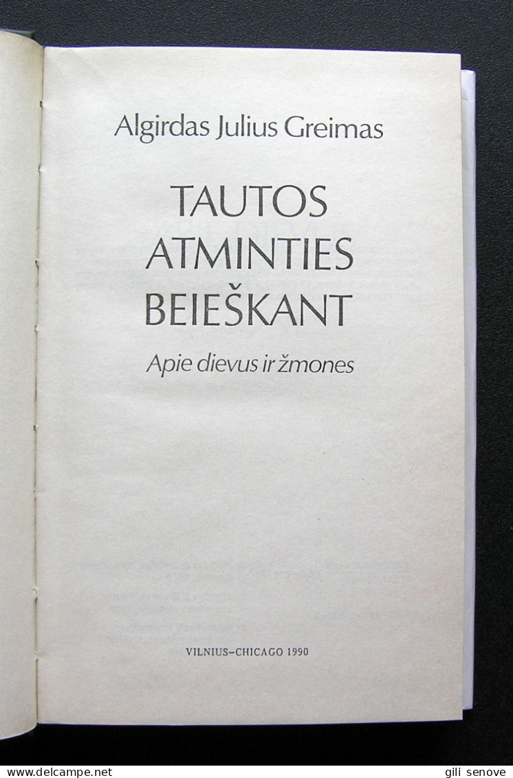 Lithuanian Book / Tautos Atminties Beieškant By Greimas 1990 - Culture