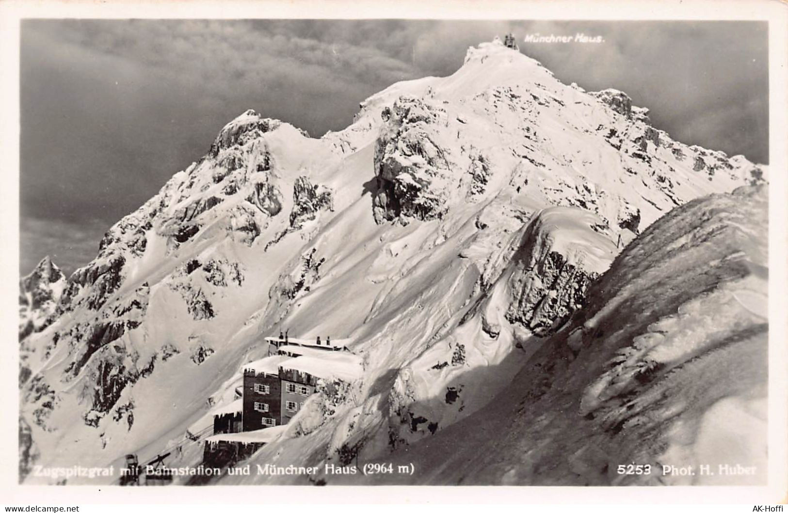 Zugspitzgrat Mit Bahnstation Und Münchner Haus (2964 M) - Zugspitze