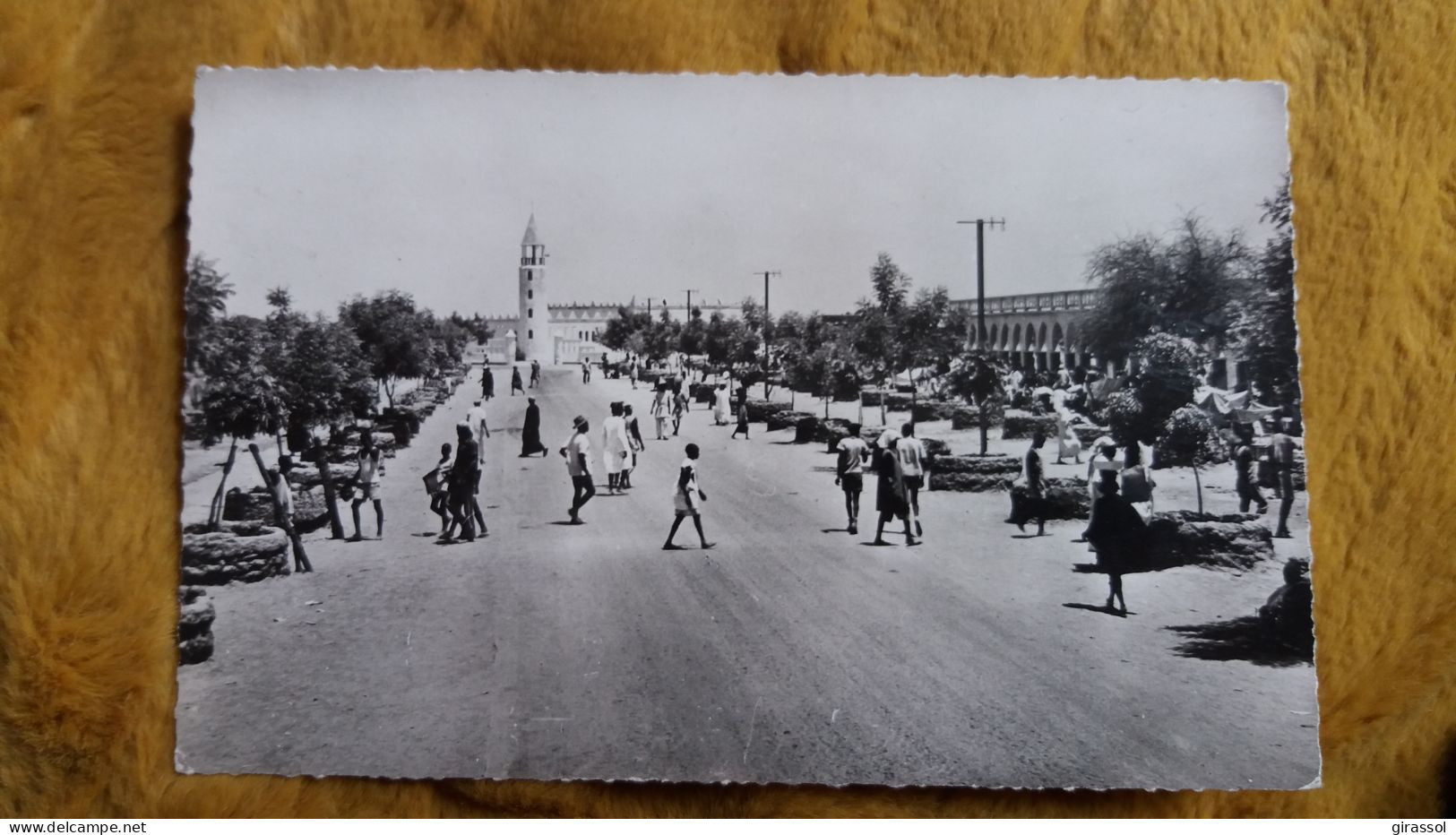 CPSM FORT LAMY TCHAD RUE VICTOR SCHOELCHER ET LA MOSQUEE ED HOA QUI BILLERET 1955 ANIMATION - Chad