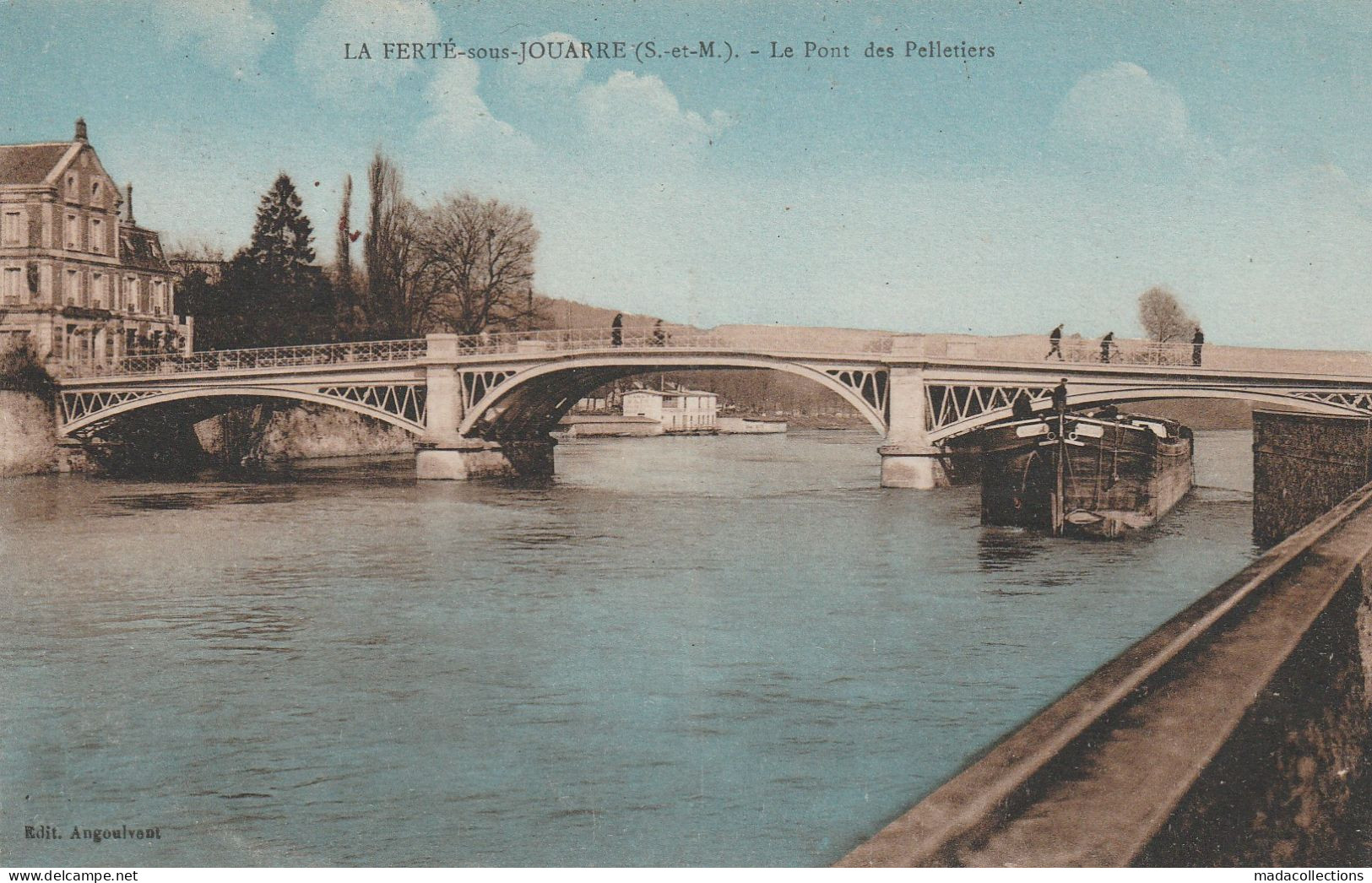 Péniche à La Ferté Sous Jouarre (77- Seine Et Marne) Le Pont Des Pelletiers - Chiatte, Barconi