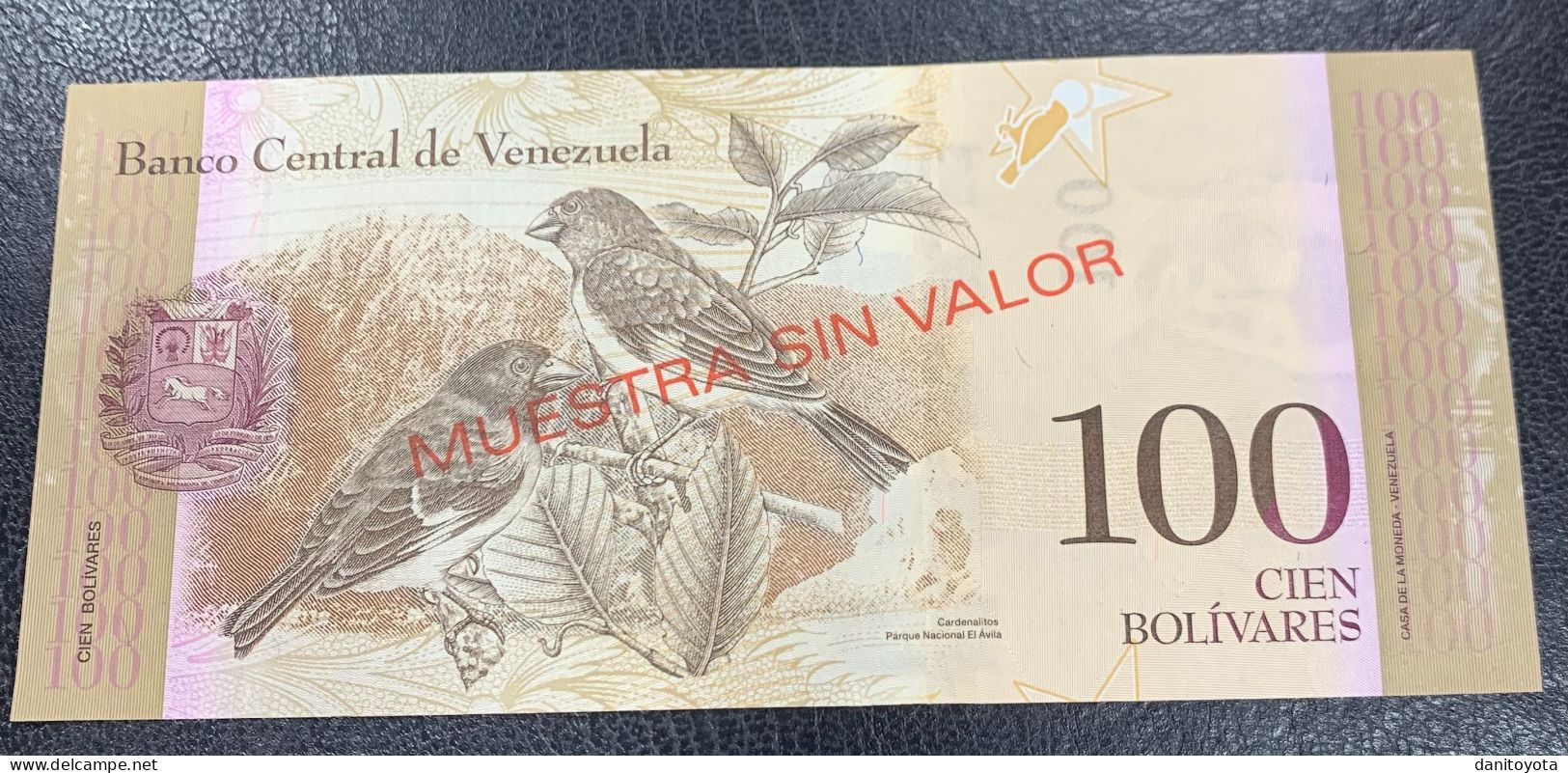 VENEZUELA. 100 BOLIVARES 29 OCTUBRE 2013. SOBRECARGA "MUESTRA SIN VALOR" - Venezuela