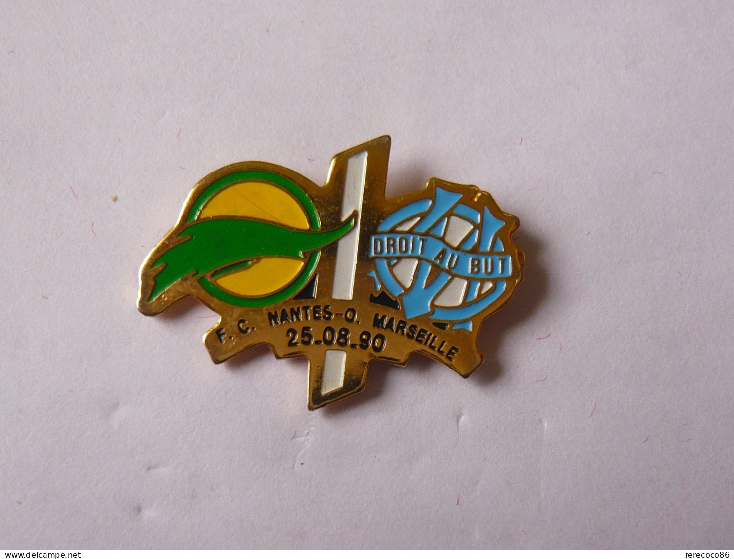 Pin S  SPORT FOOTBALL NANTES MARSEILLE - Football