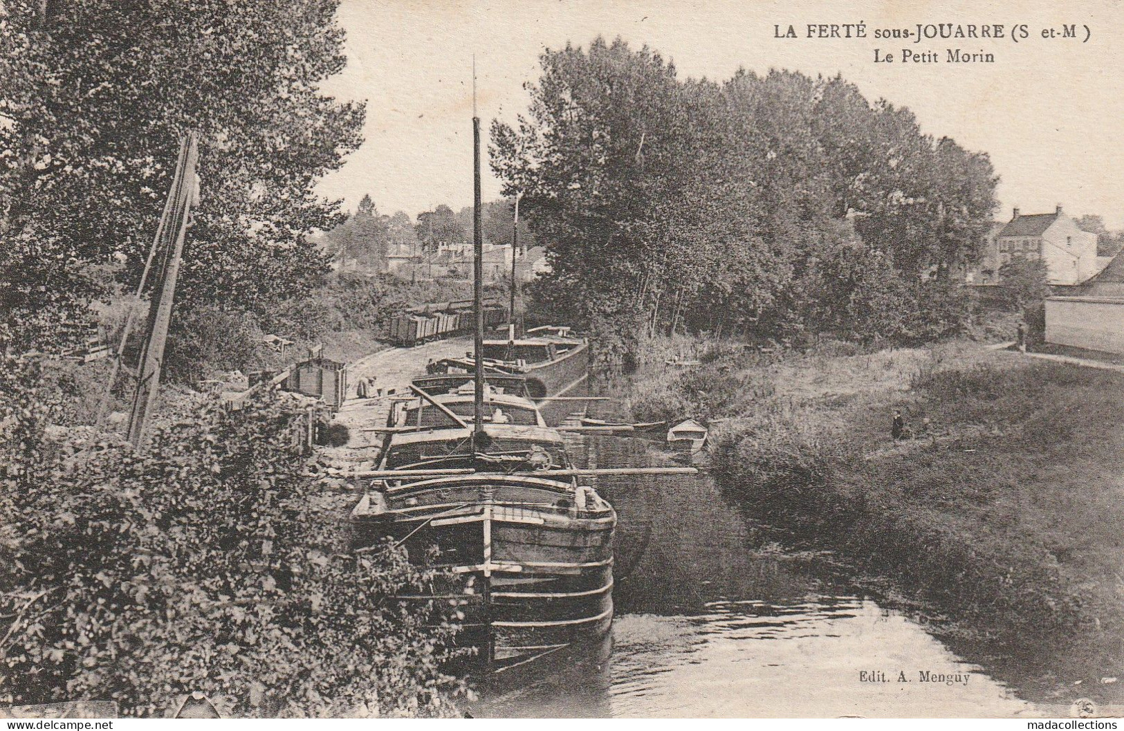 Péniches à La Ferté Sous Jouarre (77- Seine Et Marne) Le Petit Morin - Hausboote