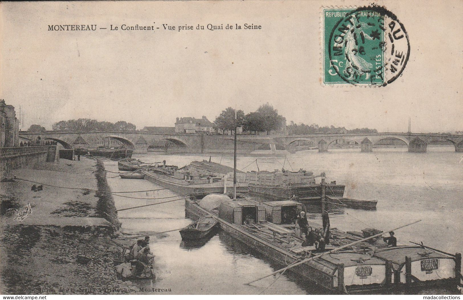 Péniches à Montereau (77- Seine Et Marne) Le Confluent - Chiatte, Barconi