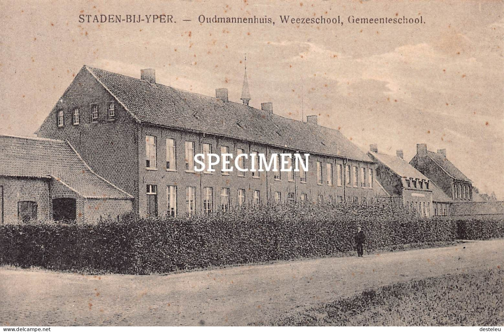 Oudmannenhuis Weezenschool Gemeenteschool - Staden - Staden