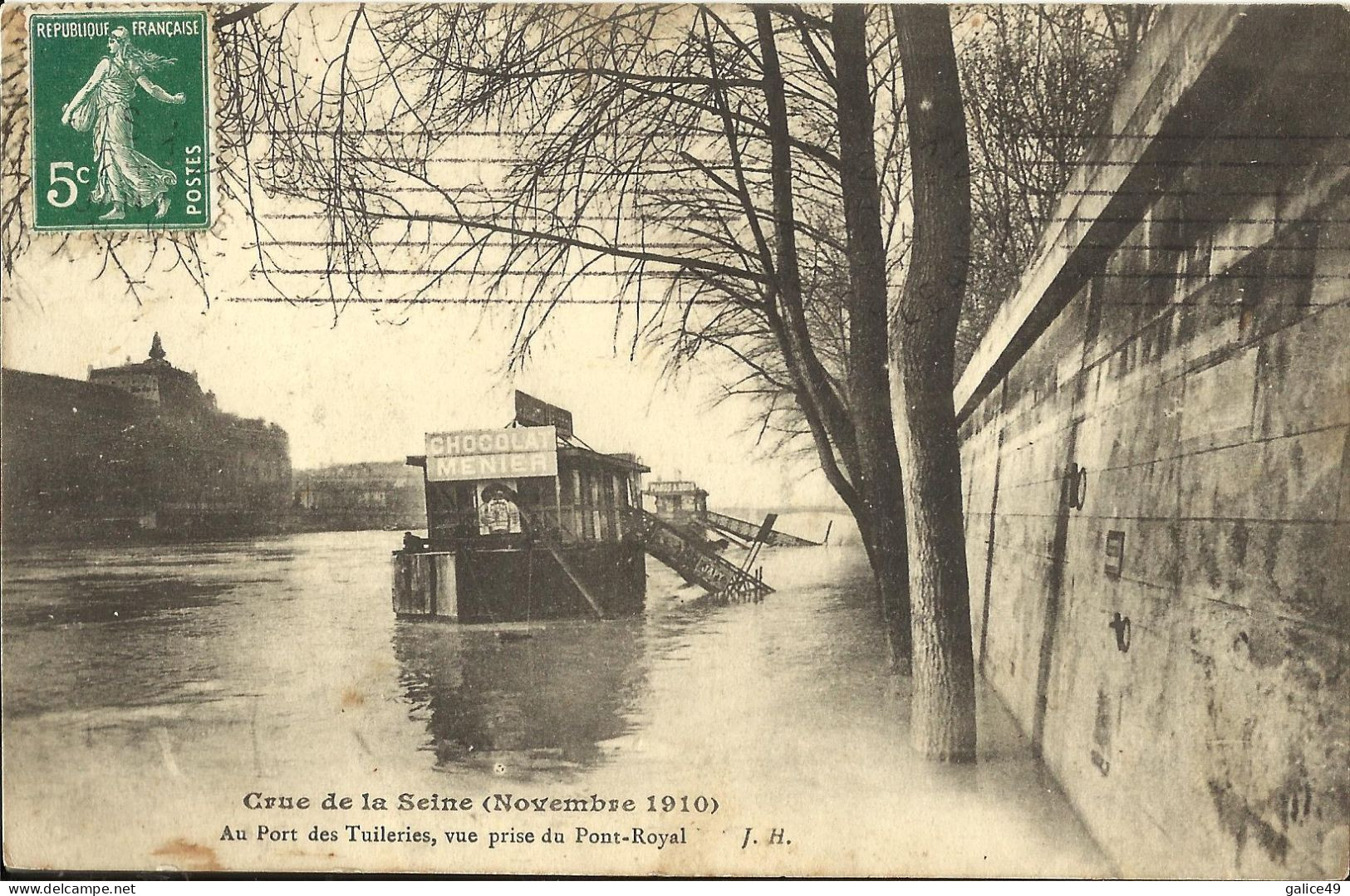 3796 CPA Crue De La Seine Novembre 1910 - Au Port Des Tuilleries - Vue Prise Du Pont Royal ( Péniche Bateau ) - Floods