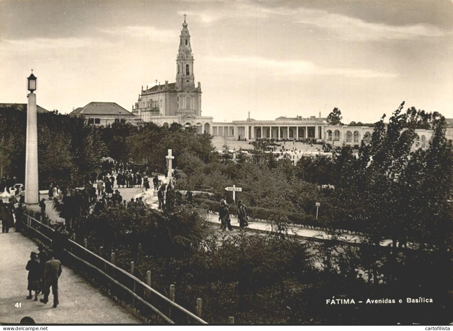 FÁTIMA - Avenidas E Basílica  (2 Scans) - Santarem