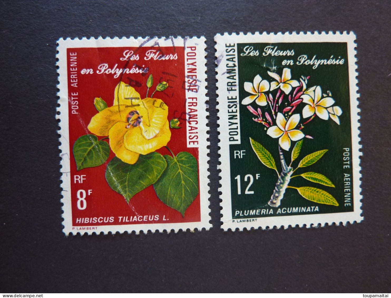 POLYNESIE FRANCAISE, Poste Aérienne, Année 1977, YT N° 126 Et 127 Oblitérés. Fleurs En Polynésie. - Used Stamps