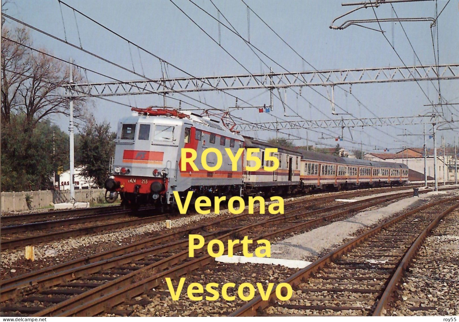 Veneto Verona Stazione Ferroviaria Verona Porta Vescovo Regionale Vicenza Verona In Transito Ottobre 1992 - Gares - Avec Trains