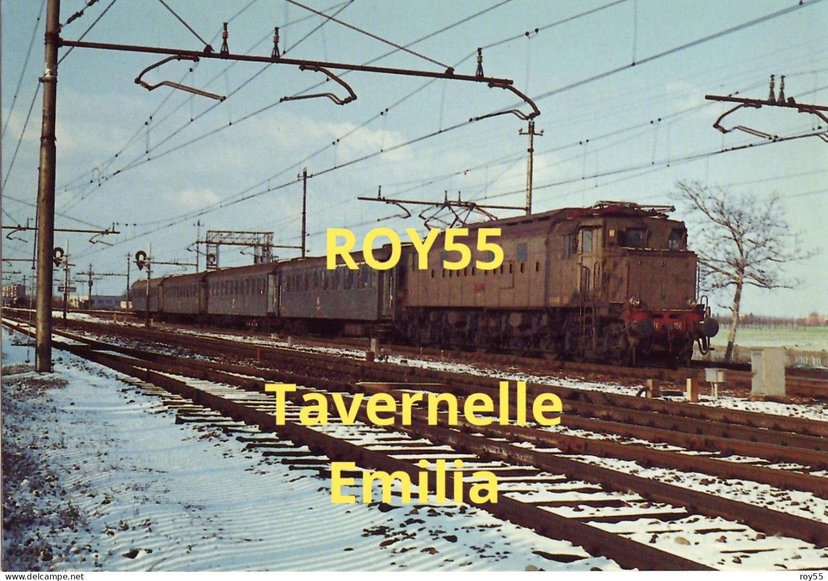 Emilia Romagna Bologna Tavernelle Emilia Frazione Di Calderara Del Reno Treno Locale Verona Bologna In Transito Nel 1984 - Stations - Met Treinen